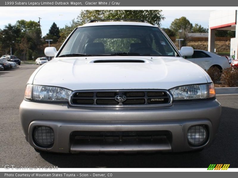 Glacier White / Gray 1999 Subaru Legacy Limited Outback Wagon