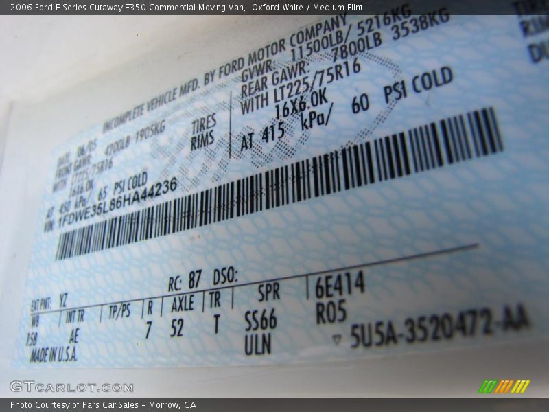 2006 E Series Cutaway E350 Commercial Moving Van Oxford White Color Code YZ