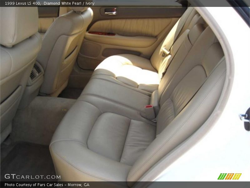 Diamond White Pearl / Ivory 1999 Lexus LS 400