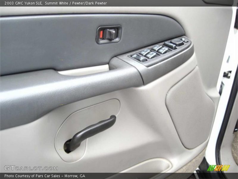 Summit White / Pewter/Dark Pewter 2003 GMC Yukon SLE