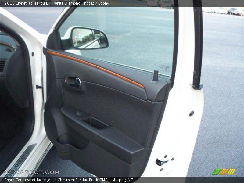 White Diamond Tricoat / Ebony 2011 Chevrolet Malibu LT