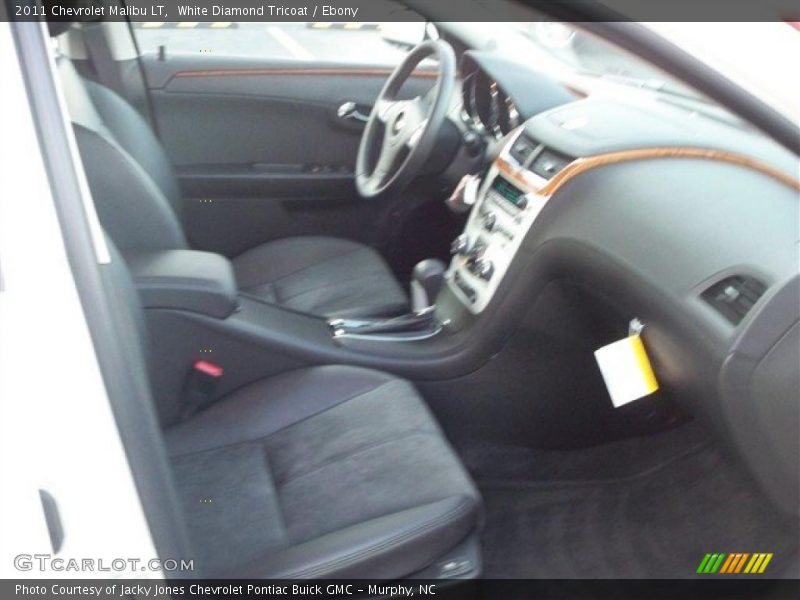 White Diamond Tricoat / Ebony 2011 Chevrolet Malibu LT