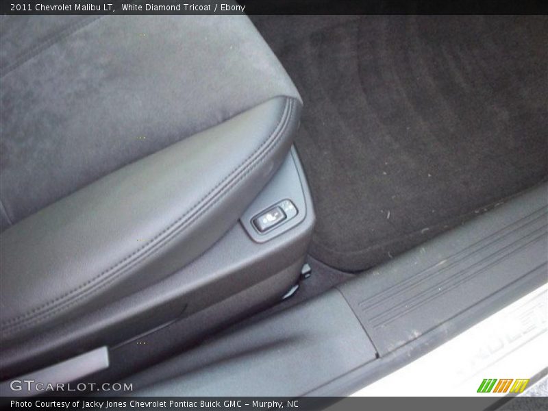 White Diamond Tricoat / Ebony 2011 Chevrolet Malibu LT