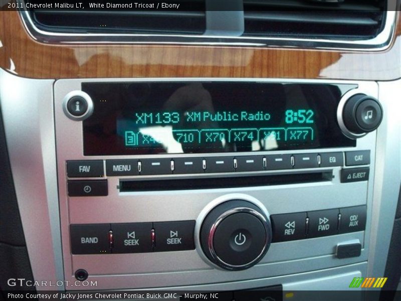 Controls of 2011 Malibu LT
