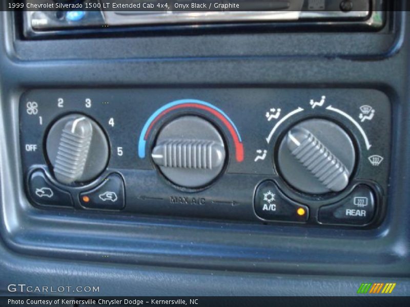 Onyx Black / Graphite 1999 Chevrolet Silverado 1500 LT Extended Cab 4x4