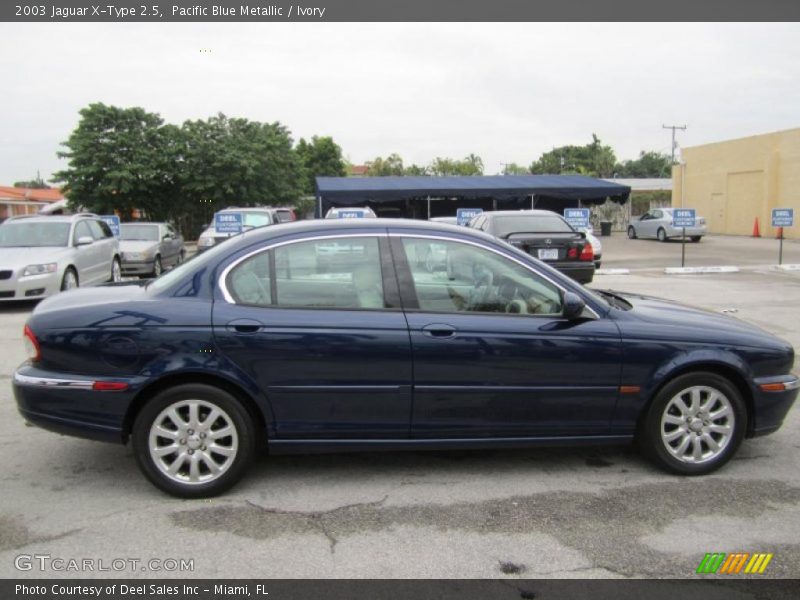 Pacific Blue Metallic / Ivory 2003 Jaguar X-Type 2.5