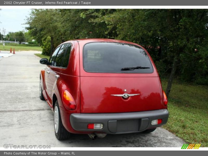 Inferno Red Pearlcoat / Taupe 2002 Chrysler PT Cruiser