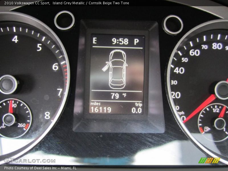 Island Grey Metallic / Cornsilk Beige Two Tone 2010 Volkswagen CC Sport