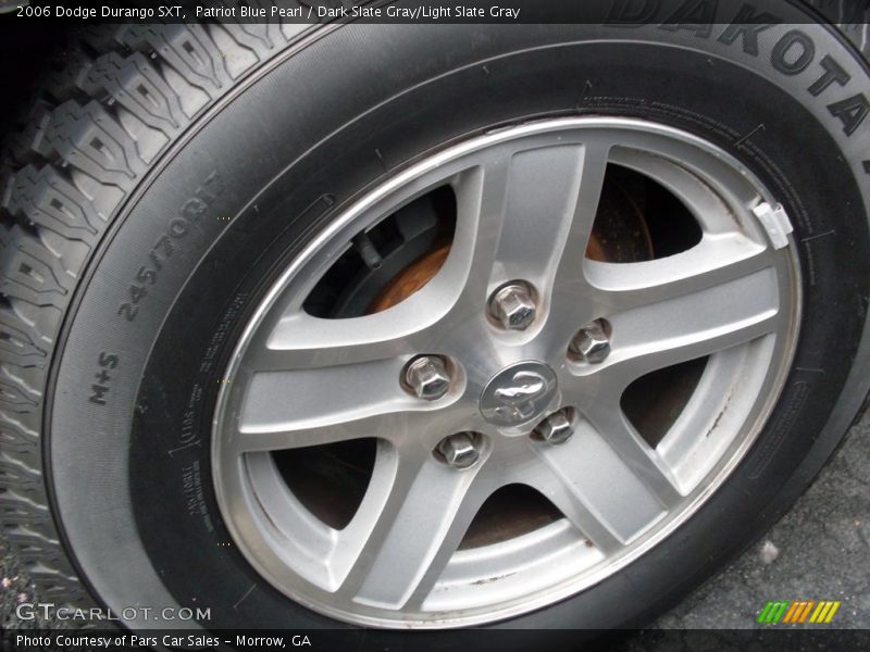  2006 Durango SXT Wheel