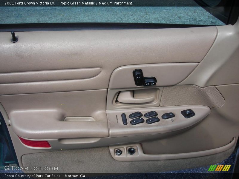  2001 Crown Victoria LX Medium Parchment Interior