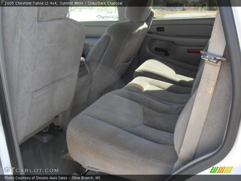 Summit White / Gray/Dark Charcoal 2005 Chevrolet Tahoe LS 4x4