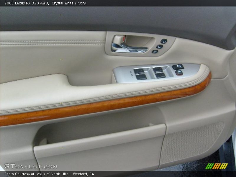 Crystal White / Ivory 2005 Lexus RX 330 AWD