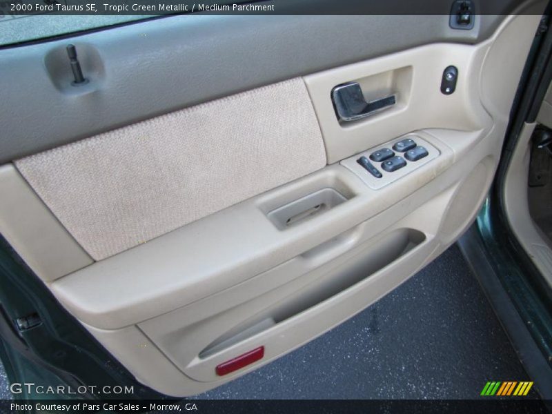  2000 Taurus SE Medium Parchment Interior