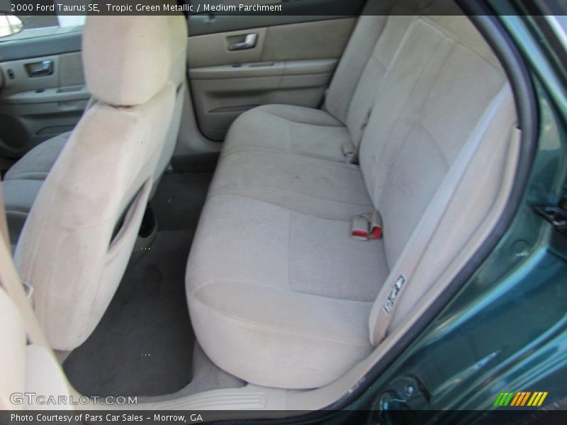 2000 Taurus SE Medium Parchment Interior