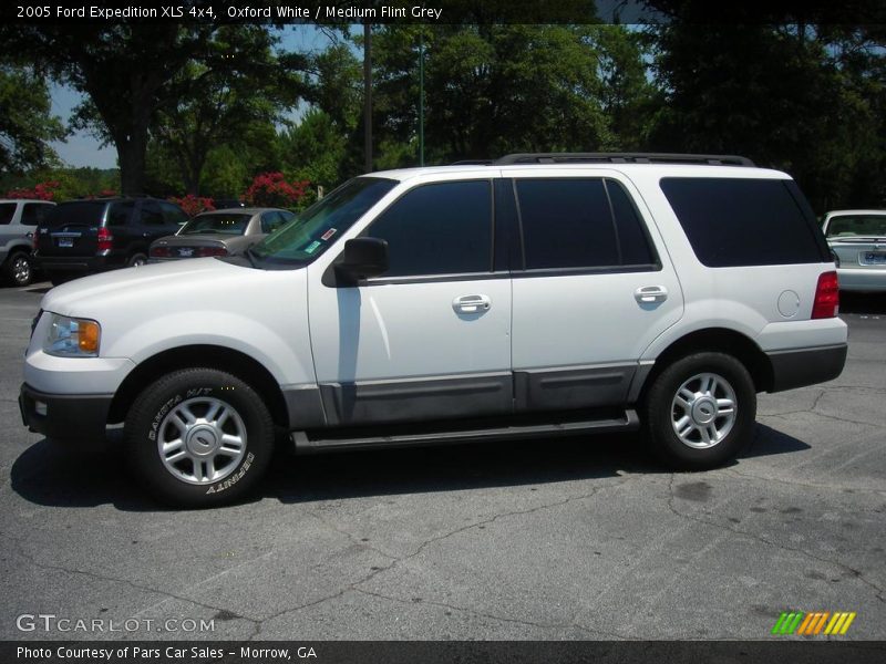 Oxford White / Medium Flint Grey 2005 Ford Expedition XLS 4x4