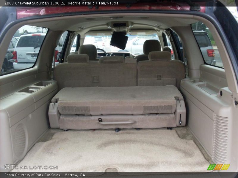  2003 Suburban 1500 LS Trunk