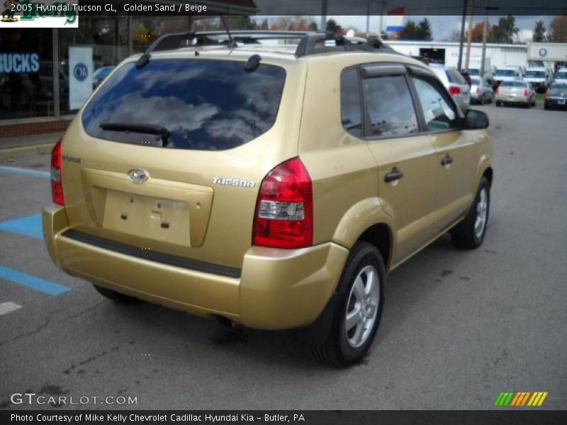 Golden Sand / Beige 2005 Hyundai Tucson GL