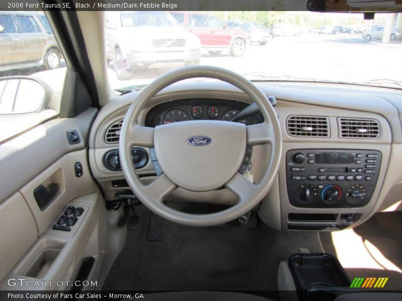 Black / Medium/Dark Pebble Beige 2006 Ford Taurus SE