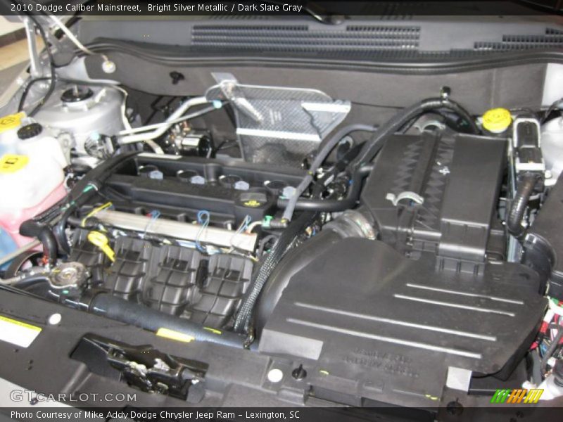 Bright Silver Metallic / Dark Slate Gray 2010 Dodge Caliber Mainstreet