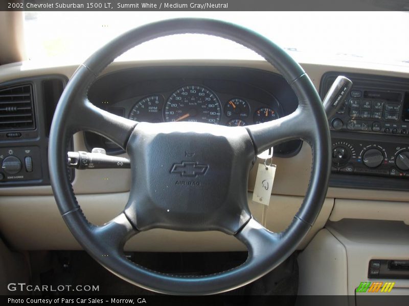 Summit White / Medium Gray/Neutral 2002 Chevrolet Suburban 1500 LT