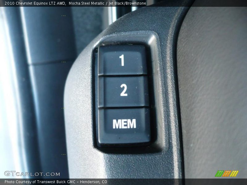 Controls of 2010 Equinox LTZ AWD