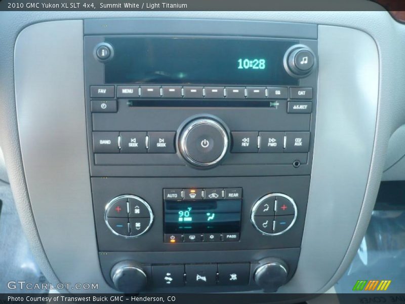 Controls of 2010 Yukon XL SLT 4x4