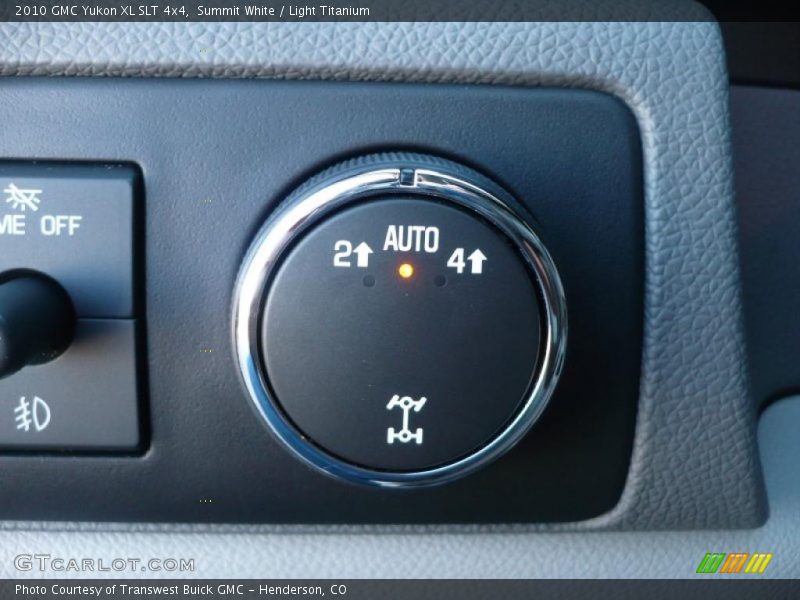 Controls of 2010 Yukon XL SLT 4x4