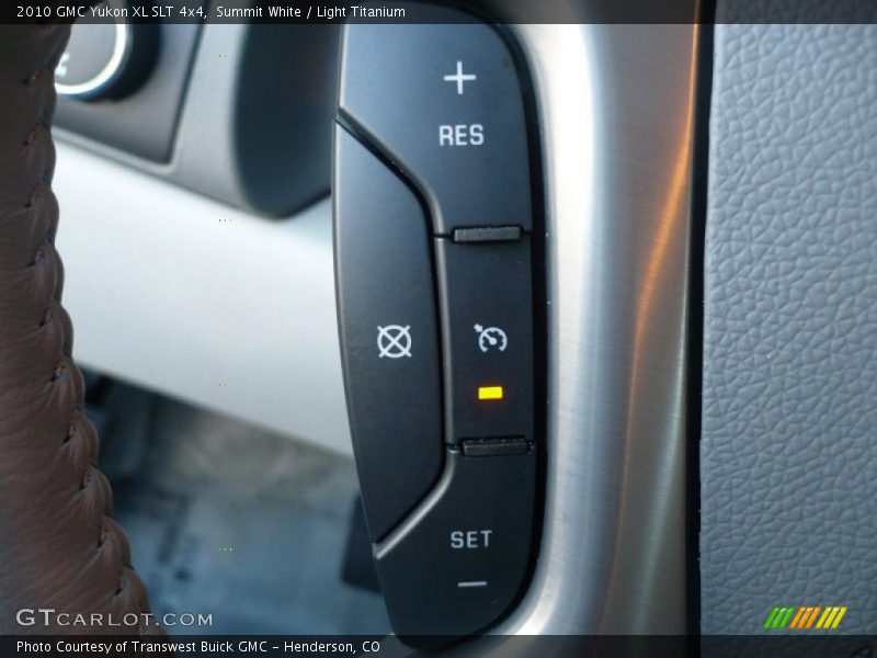Controls of 2010 Yukon XL SLT 4x4