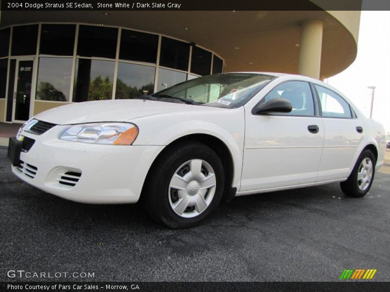 Stone White / Dark Slate Gray 2004 Dodge Stratus SE Sedan