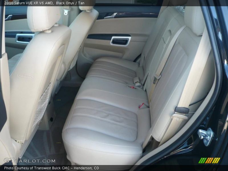  2010 VUE XR V6 AWD Tan Interior