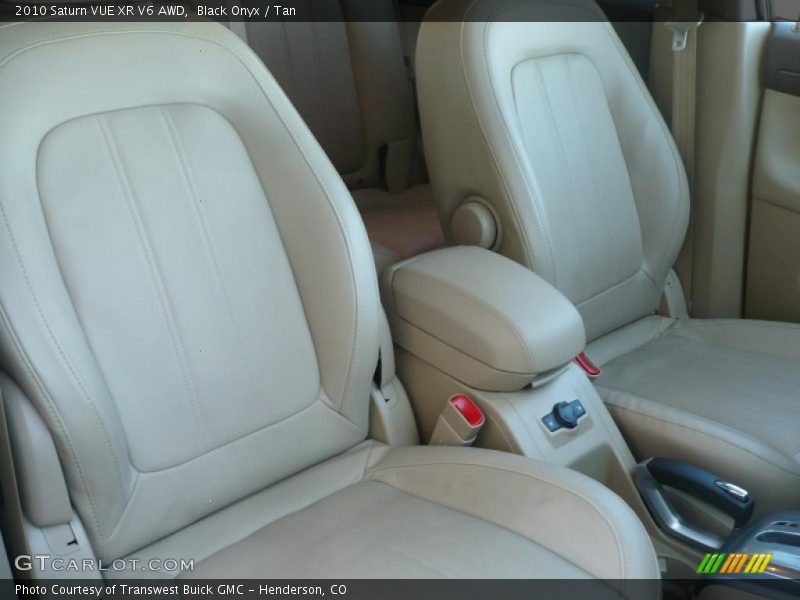  2010 VUE XR V6 AWD Tan Interior