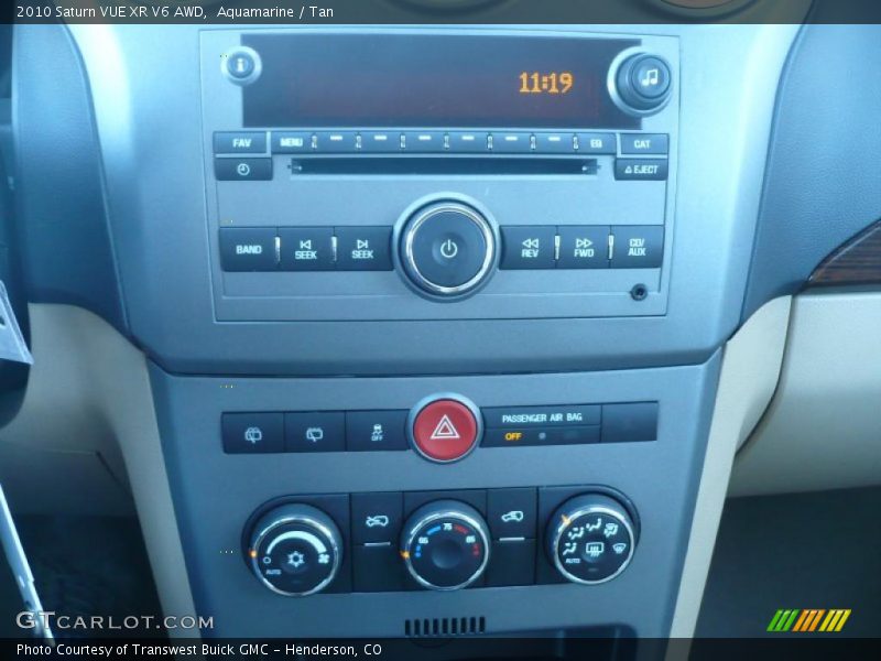 Aquamarine / Tan 2010 Saturn VUE XR V6 AWD