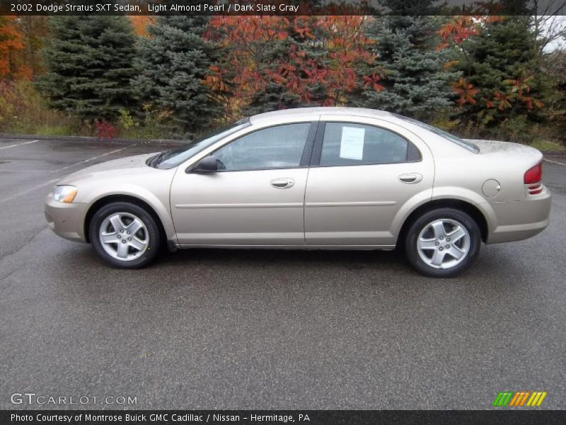 Light Almond Pearl / Dark Slate Gray 2002 Dodge Stratus SXT Sedan