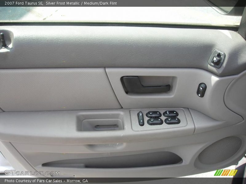 Silver Frost Metallic / Medium/Dark Flint 2007 Ford Taurus SE