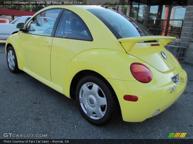Yellow / Grey 2000 Volkswagen New Beetle GLS Coupe