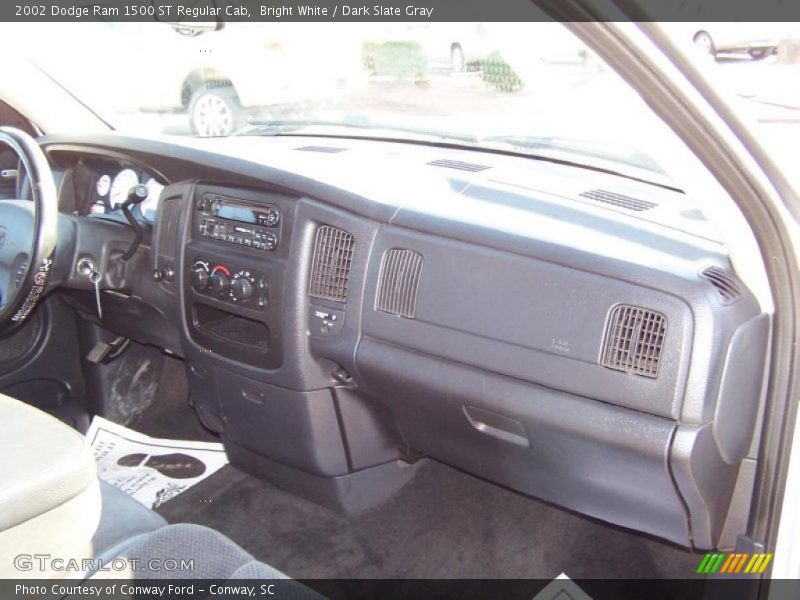 Bright White / Dark Slate Gray 2002 Dodge Ram 1500 ST Regular Cab