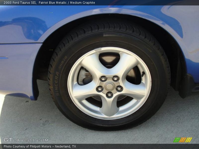 Patriot Blue Metallic / Medium Graphite 2003 Ford Taurus SES