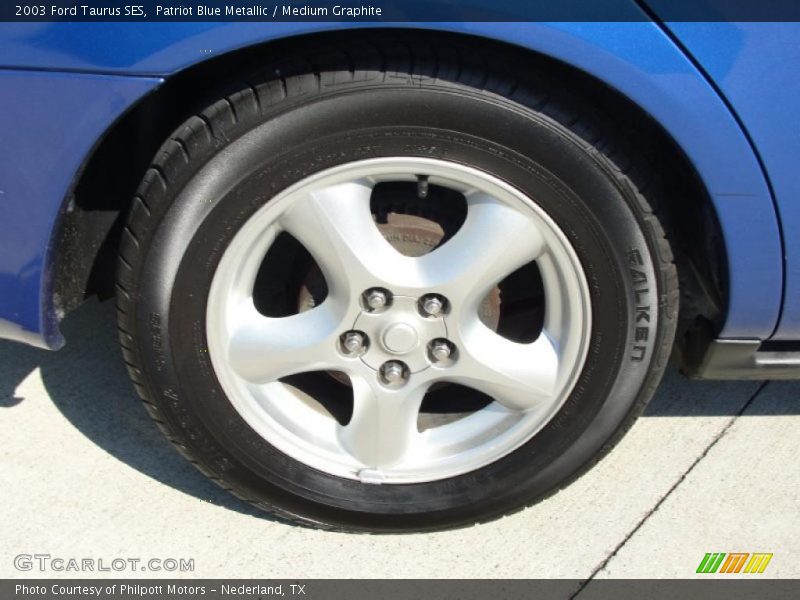 Patriot Blue Metallic / Medium Graphite 2003 Ford Taurus SES
