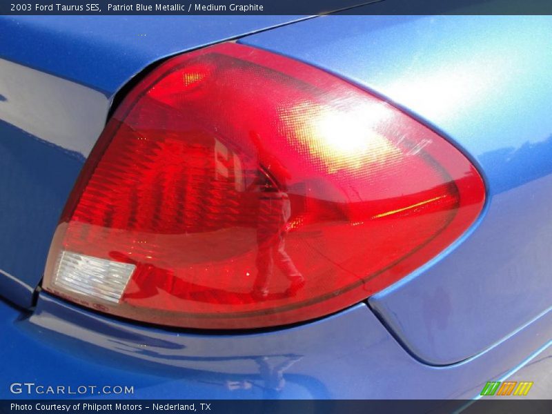 Patriot Blue Metallic / Medium Graphite 2003 Ford Taurus SES