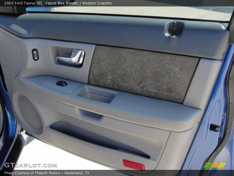 Patriot Blue Metallic / Medium Graphite 2003 Ford Taurus SES