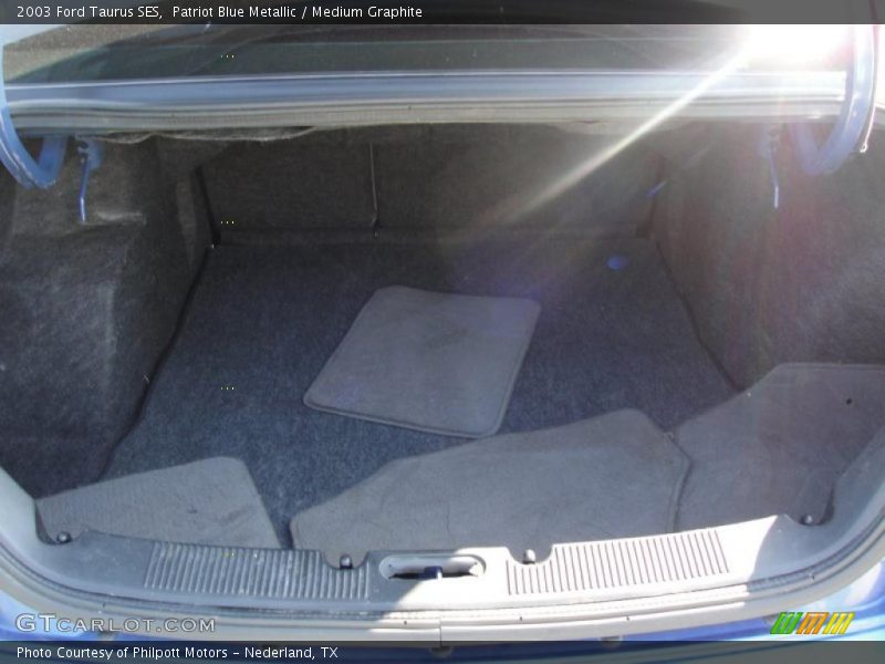 Patriot Blue Metallic / Medium Graphite 2003 Ford Taurus SES