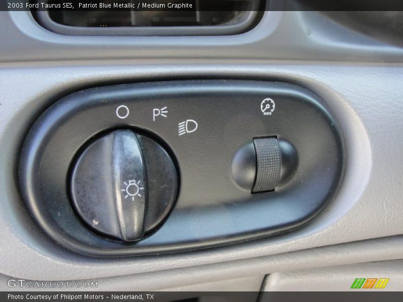 Patriot Blue Metallic / Medium Graphite 2003 Ford Taurus SES