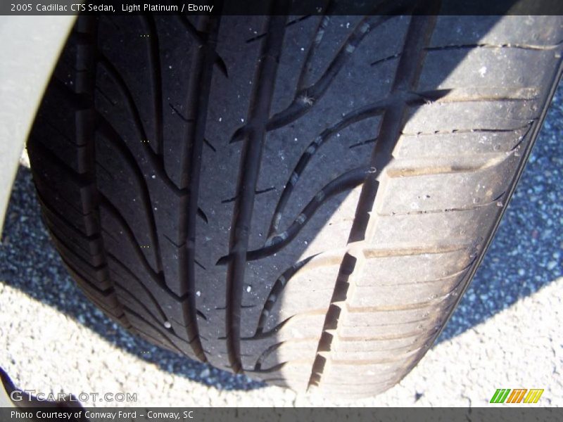 Light Platinum / Ebony 2005 Cadillac CTS Sedan