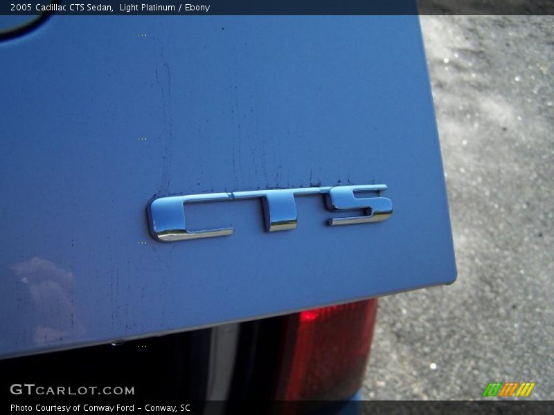 Light Platinum / Ebony 2005 Cadillac CTS Sedan