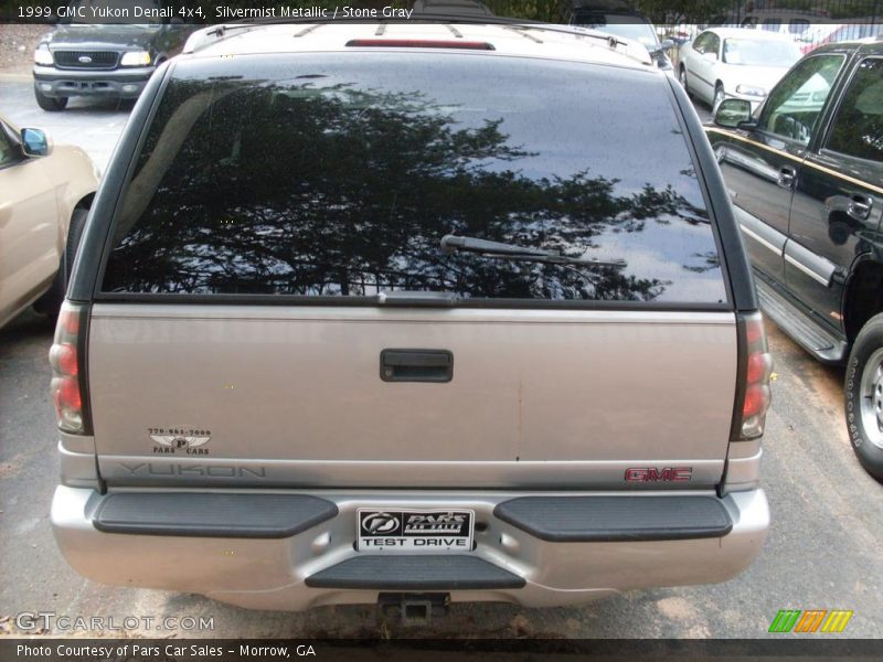 Silvermist Metallic / Stone Gray 1999 GMC Yukon Denali 4x4