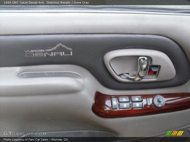 Silvermist Metallic / Stone Gray 1999 GMC Yukon Denali 4x4