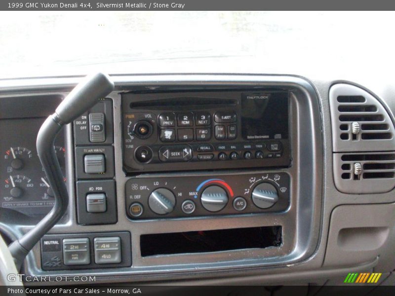 Silvermist Metallic / Stone Gray 1999 GMC Yukon Denali 4x4
