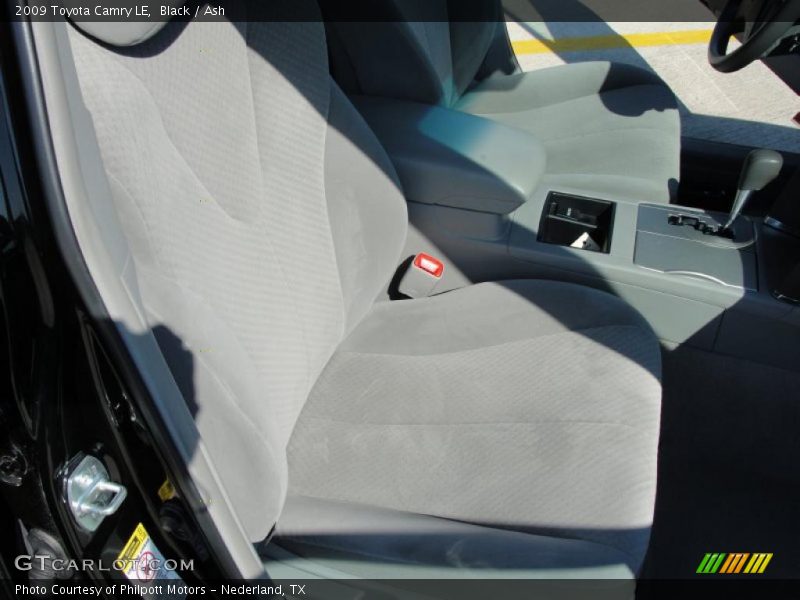Black / Ash 2009 Toyota Camry LE