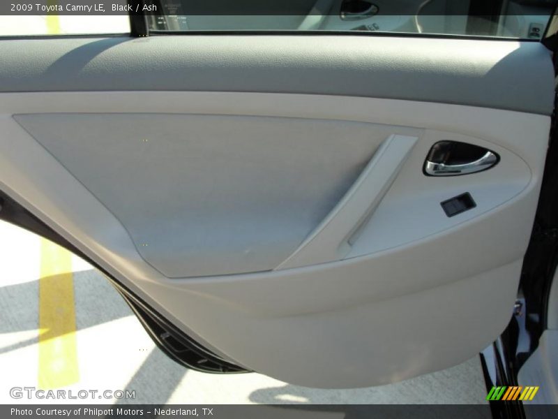 Black / Ash 2009 Toyota Camry LE