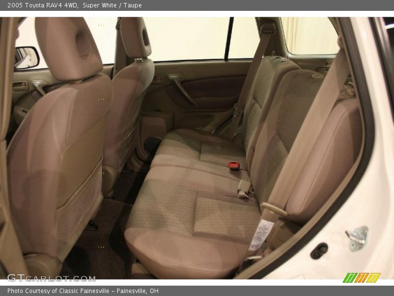 Super White / Taupe 2005 Toyota RAV4 4WD
